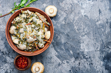 Stewed mushrooms with portulaca
