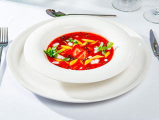 Cold Dessert Berry Soup 