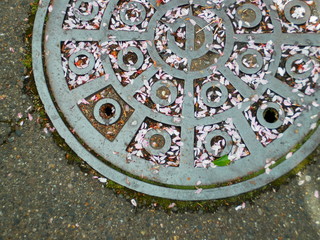 マンホール