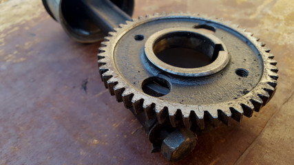 Gear rotary parts, the main driving component on the engine