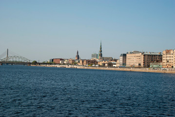 Riga Skyline mit vielen Kirchen, Lettland