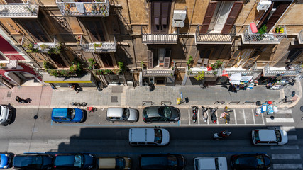 Strada e balconi