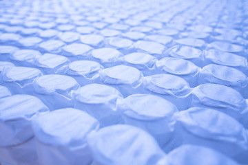 Obraz premium Pocket independent spring sewn in white span-bond