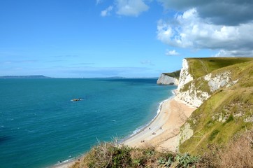 Fototapeta na wymiar The beach at Durdle Door in Dorset