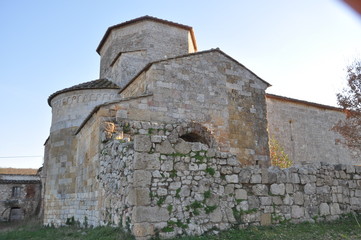 Fototapeta na wymiar Abbazia di Santa Maria Assunta a Conèo bei San Gimignano in der Toskana