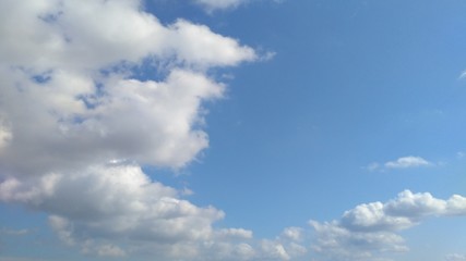 Fototapeta premium a perfect day includes awesome clouds and magnifique sky