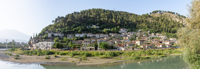 Panorama de la ville de Berat en Albanie