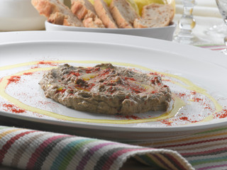 Hamburguesa  con pimentón . Burger with paprika.