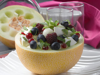 MACEDONIA DE MELON Y FRUTOS ROJOS