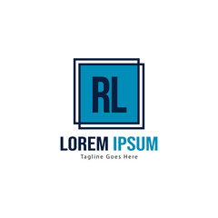 Obraz premium Initial RL logo template with modern frame. Minimalist RL letter logo vector illustration