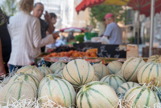 Fototapeta Regional cavaillon melon on the street market provencal, Aix-en-Provence, France