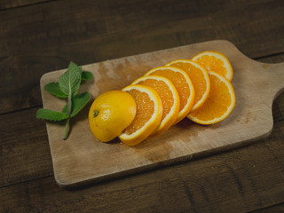 Pomarańcza pokrojona w plasterki