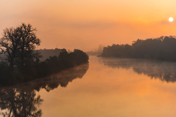 Fototapeta na wymiar Morning sunrise near the river