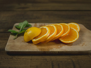 Pomarańcza pokrojona w plasterki