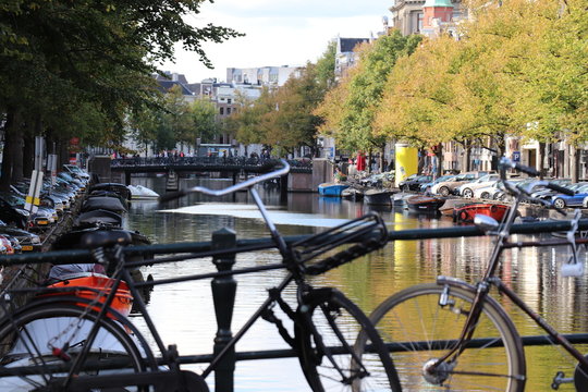 Amsterd&atilde;