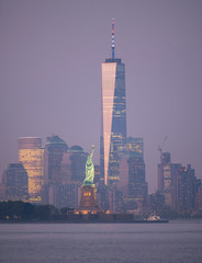 New York City Manhattan Skyline Ellis Island Statue of Liberty USA - obrazy, fototapety, plakaty