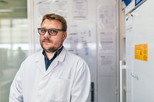 Corporate Portrait of a Biologist in a Professional Laboratory