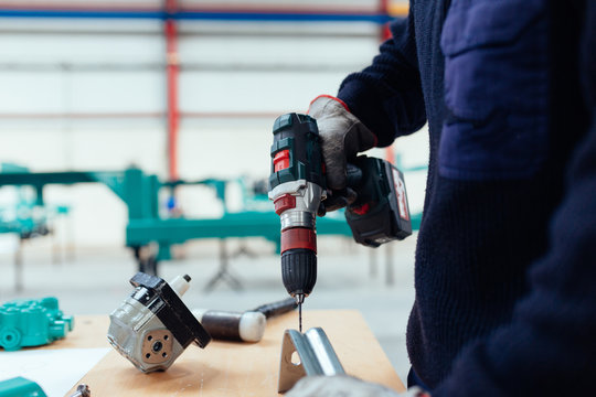Man working in the factory