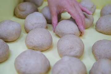 Baking course, loosening dough in fermentation, hand-made