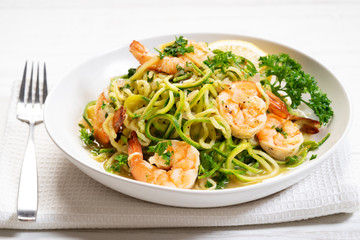 healthy zucchini noodles with shrimps