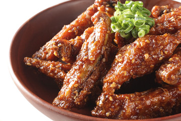 鳥の胡麻和えピリ辛のチキンバー