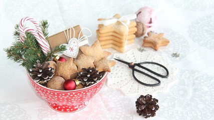 cookie stars and Christmas decor   spi