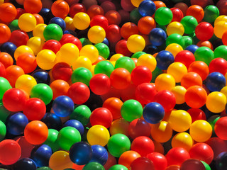 Many colorful plastic balls