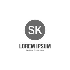 Obraz premium Initial SK logo template with modern frame. Minimalist SK letter logo vector illustration