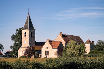 Abadía en la campiña francesa
