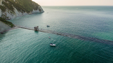 Scoglio del trave con vecchio casotto Fattorini