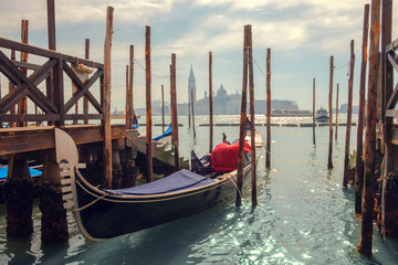 Empty gondola at the pier © Luka