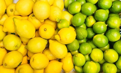 fresh lemons in the market