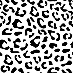 Fototapeta na wymiar Seamless leopard vector pattern, animal tile black and white print background