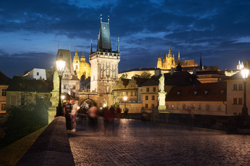 Obraz premium Prague, Charles Bridge at night