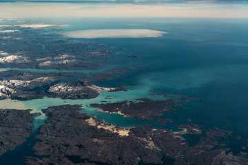 Fototapeta na wymiar Greenland frozen mountains and glacier