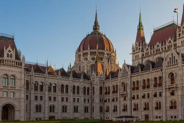 Fototapeta na wymiar Hungarian parliament in Budapest