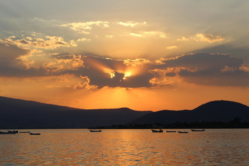 Atardecer en la Laguna