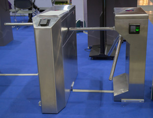 Automatic electronic  entrance control ticket gate system
