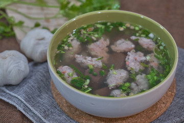 Thai Style Clear Soup with Congealed pork blood