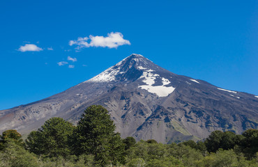 Fototapeta premium Pucon in central Chile on a blue skies sunny day