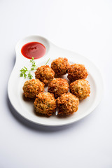 Crispy Noodles/maggie Pakora or pakoda is a popular indochinese street food served with ketchup