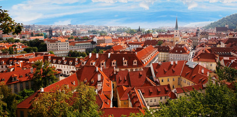 Naklejka premium Prague Skyline seen from Petrin Hill