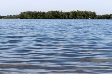Ici m&ecirc;me l'eau se repose