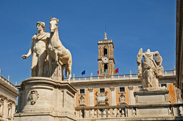 Fototapeta na wymiar Roma, le statue di piazza del Campidoglio