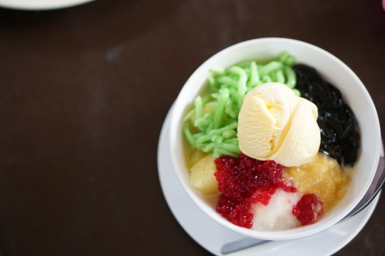 Ice Kacang, ABC, Cendol With Ice Cream Asian Dessert