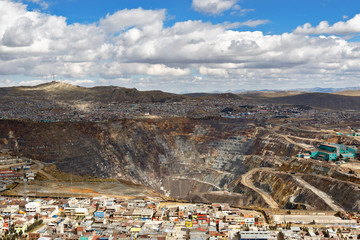 Detail of the open pit 