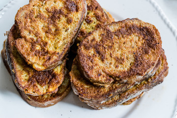 Turkish Egg Bread / Yumurtali ekmek / French Toast.