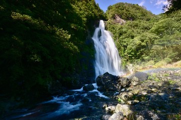 Fototapeta na wymiar 奈良の不動七重の滝