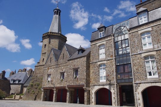 รูปภาพBeffroi เลือกดูภาพถ่ายสต็อก เวกเตอร์ และวิดีโอ5,804 Adobe Stock