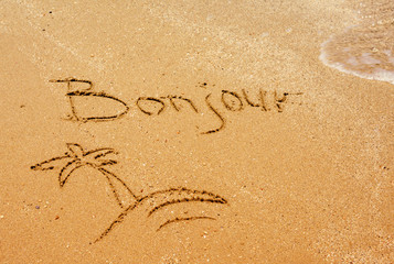 Inscription Bonjour on the beach